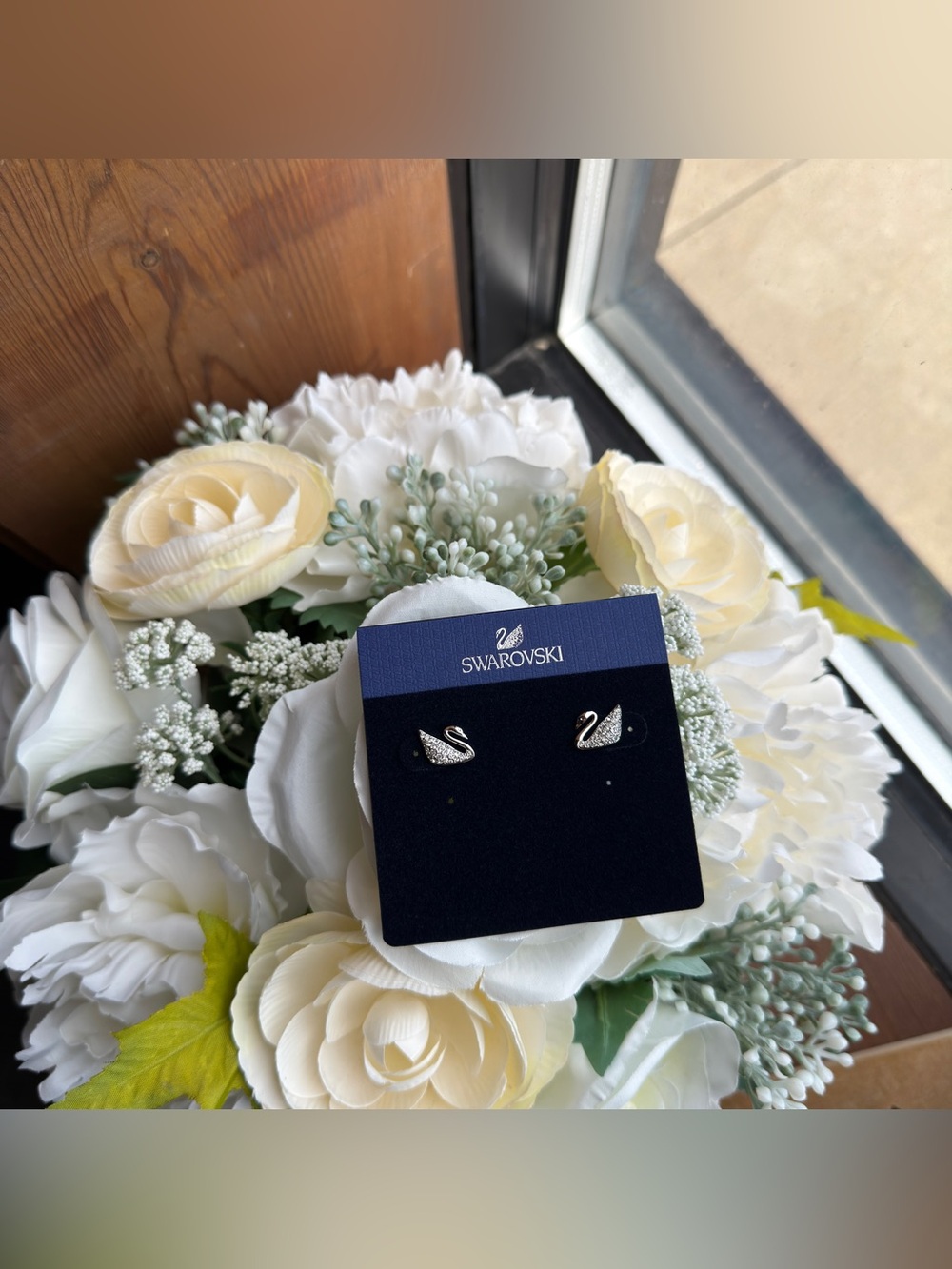 Swarovski Silver Swan Crystal Stud Earrings 1116357 1CM